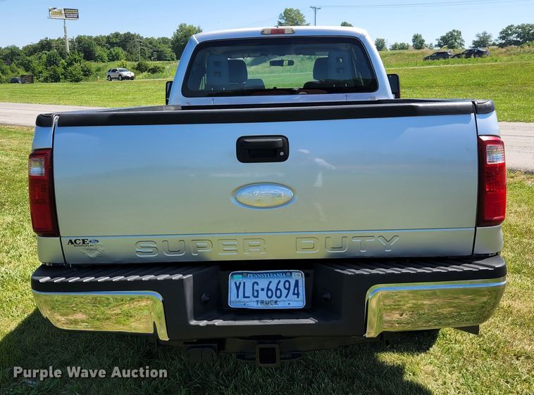 image for item JM9015 2012 Ford F250 Super Duty XL  SuperCab pickup truck