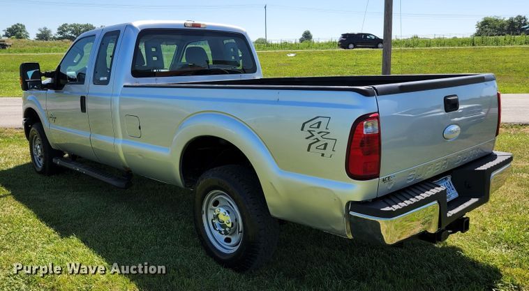 image for item JM9015 2012 Ford F250 Super Duty XL  SuperCab pickup truck