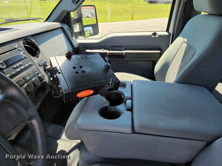 image for item JM9015 2012 Ford F250 Super Duty XL  SuperCab pickup truck