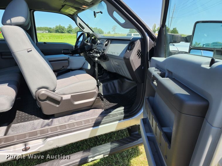 image for item JM9015 2012 Ford F250 Super Duty XL  SuperCab pickup truck