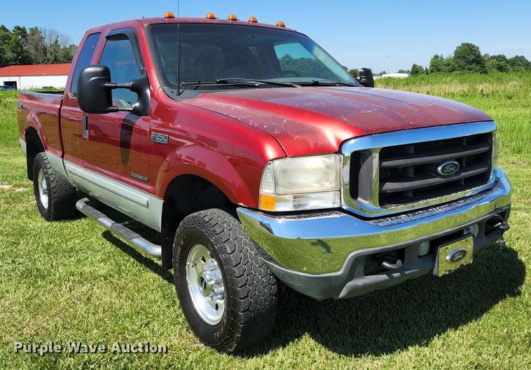 image for item JM9017 2001 Ford F250 Super Duty XLT  SuperCab pickup truck