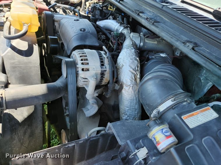 image for item JM9017 2001 Ford F250 Super Duty XLT  SuperCab pickup truck