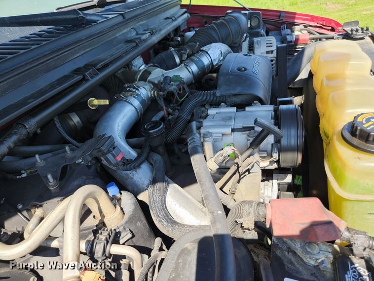 image for item JM9017 2001 Ford F250 Super Duty XLT  SuperCab pickup truck