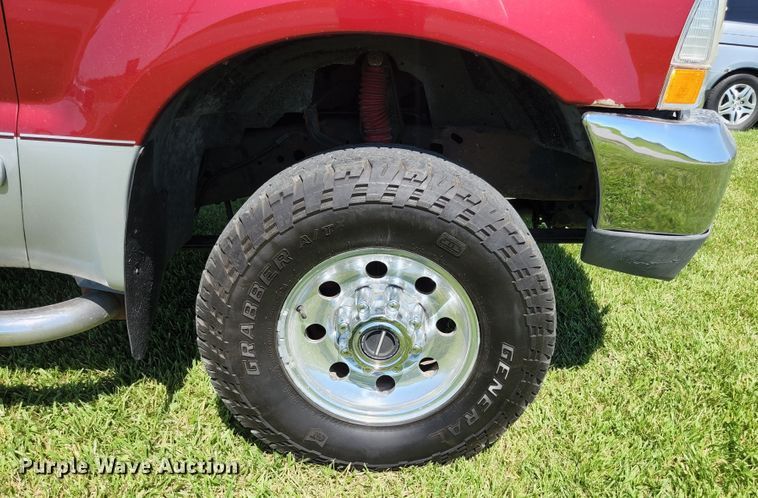 image for item JM9017 2001 Ford F250 Super Duty XLT  SuperCab pickup truck