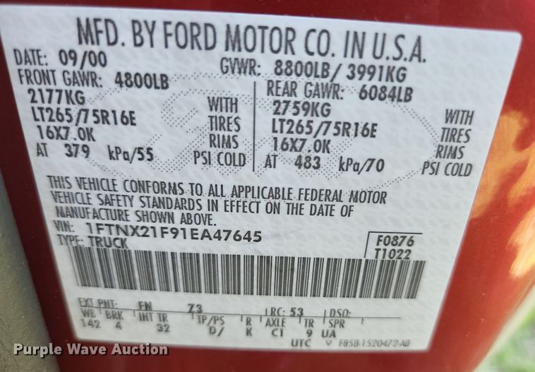 image for item JM9017 2001 Ford F250 Super Duty XLT  SuperCab pickup truck