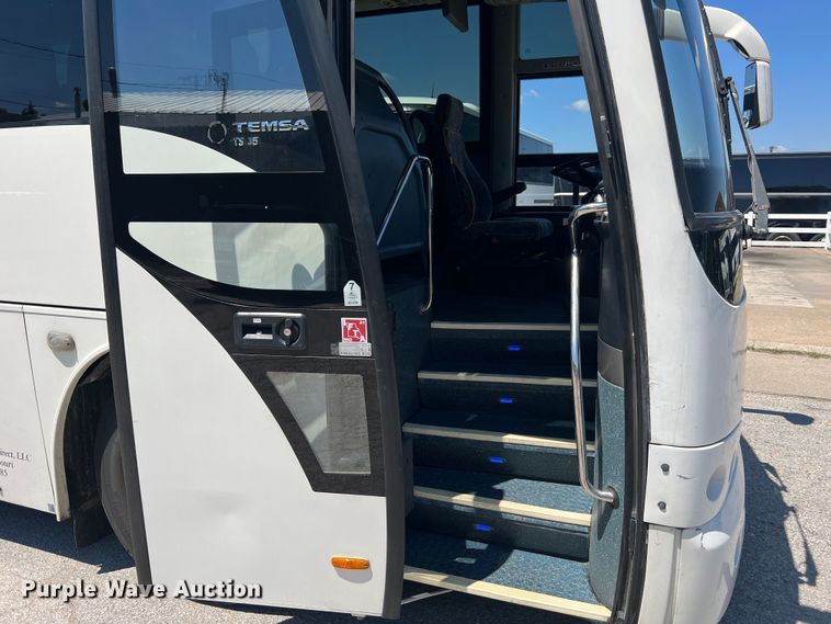 image for item JM9233 2009 Temsa TS35  coach bus