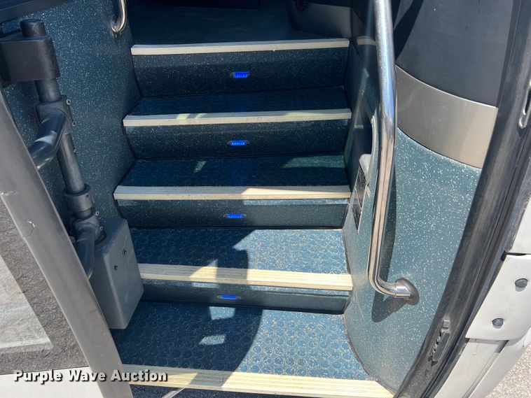 image for item JM9233 2009 Temsa TS35  coach bus