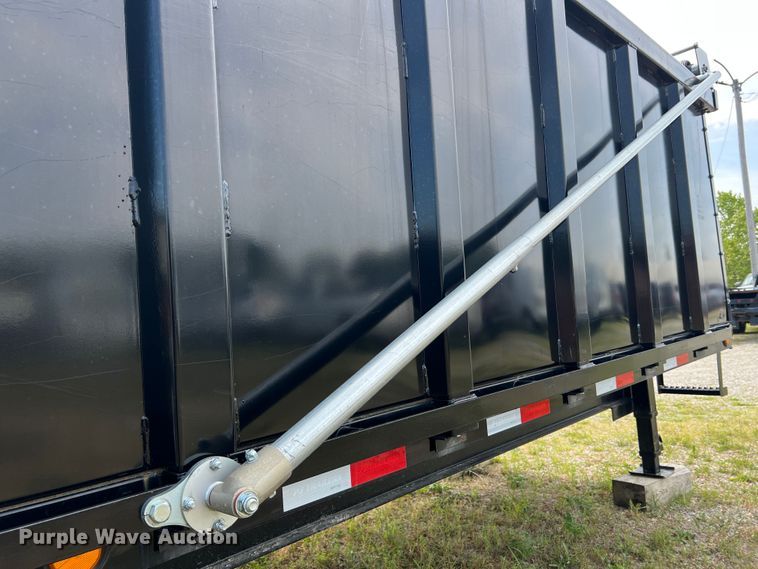 image for item JM9243 2021 PJ DD202  dump trailer