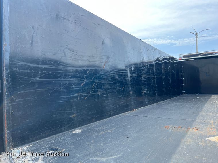 image for item JM9243 2021 PJ DD202  dump trailer