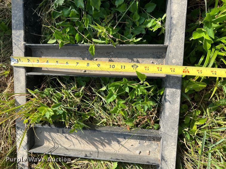 image for item JM9243 2021 PJ DD202  dump trailer