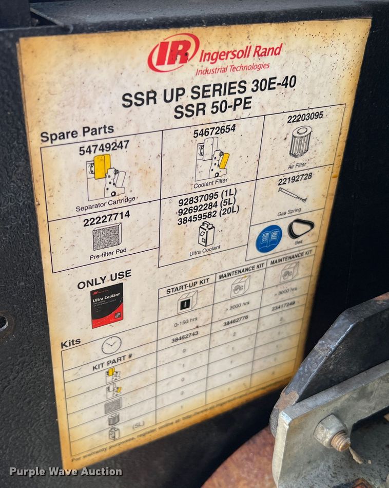 image for item JM9244 Ingersoll Rand SSR UP6-30-125  air compressor