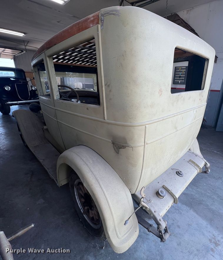 image for item JM9246 1927 Chrysler