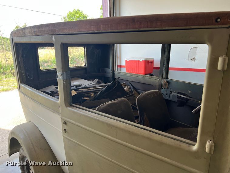 image for item JM9246 1927 Chrysler