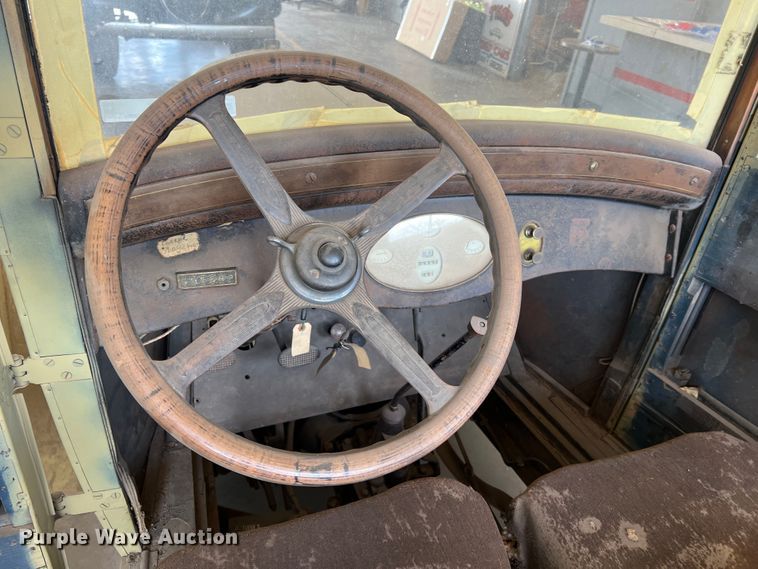 image for item JM9246 1927 Chrysler