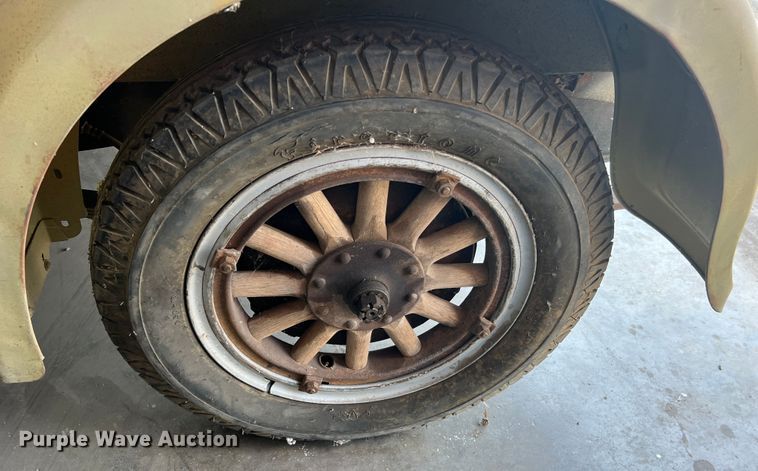 image for item JM9246 1927 Chrysler