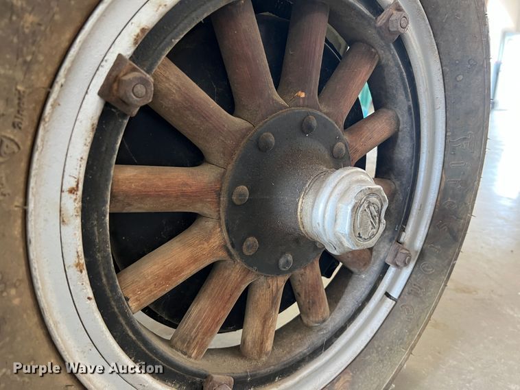 image for item JM9246 1927 Chrysler