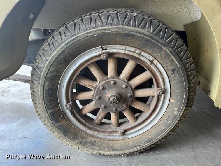 image for item JM9246 1927 Chrysler