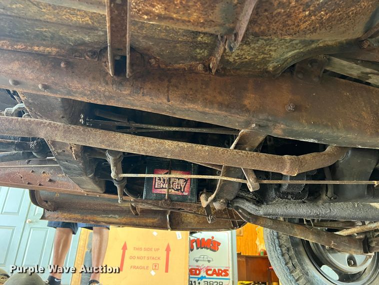 image for item JM9247 1935 Ford  pickup truck cab and chassis