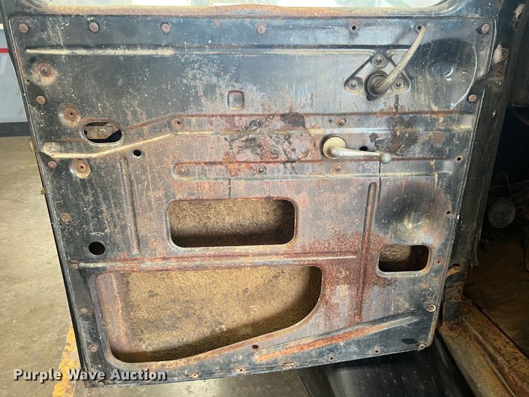 image for item JM9247 1935 Ford  pickup truck cab and chassis