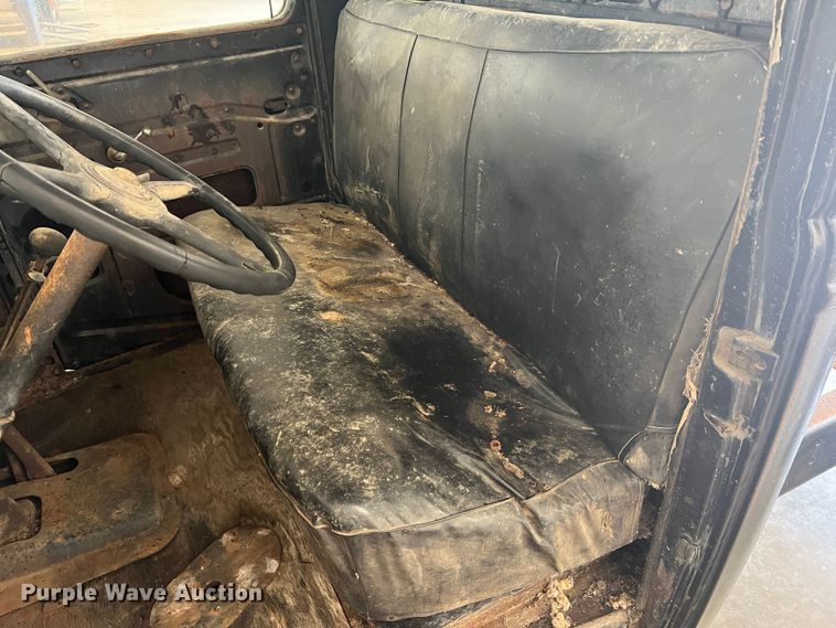 image for item JM9247 1935 Ford  pickup truck cab and chassis