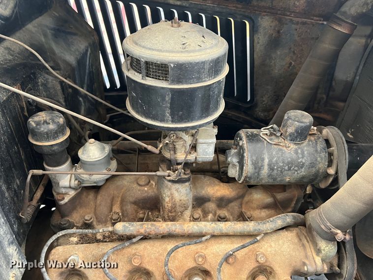 image for item JM9247 1935 Ford  pickup truck cab and chassis