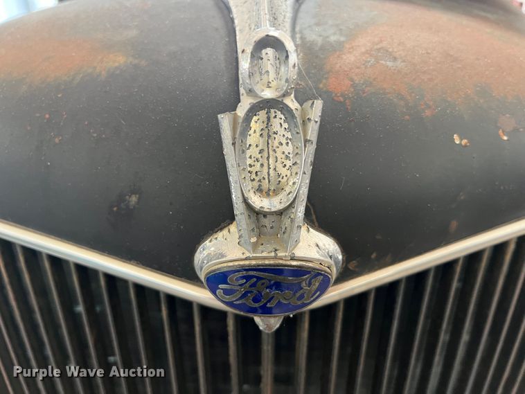 image for item JM9247 1935 Ford  pickup truck cab and chassis