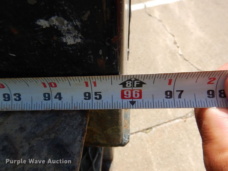 image for item JO9021 2010 Isuzu NPR  box truck