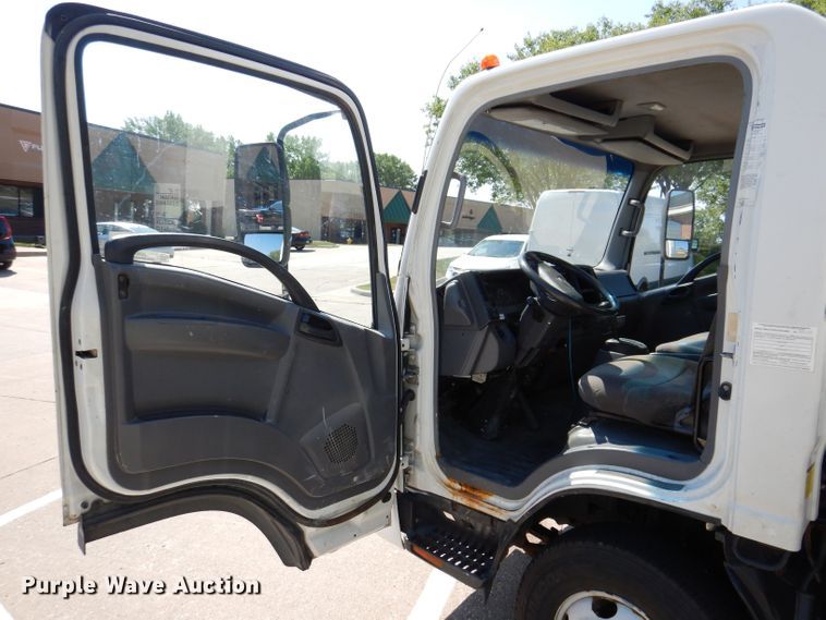 image for item JO9021 2010 Isuzu NPR  box truck