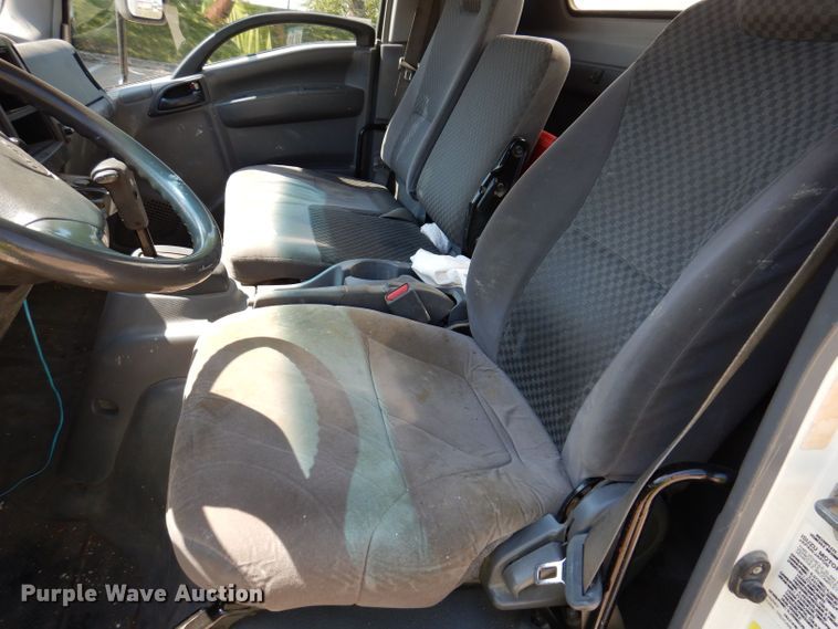 image for item JO9021 2010 Isuzu NPR  box truck