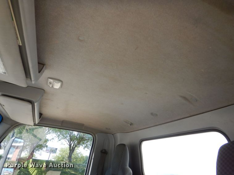 image for item JO9021 2010 Isuzu NPR  box truck