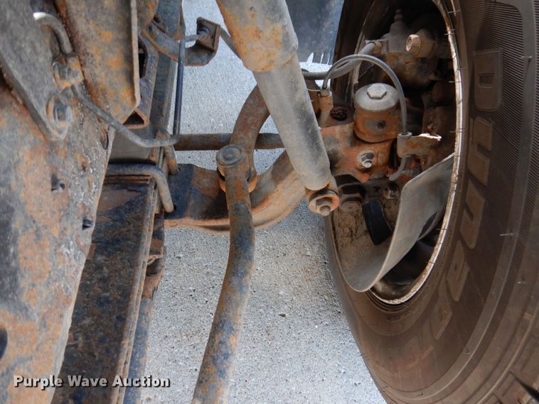 image for item JO9021 2010 Isuzu NPR  box truck