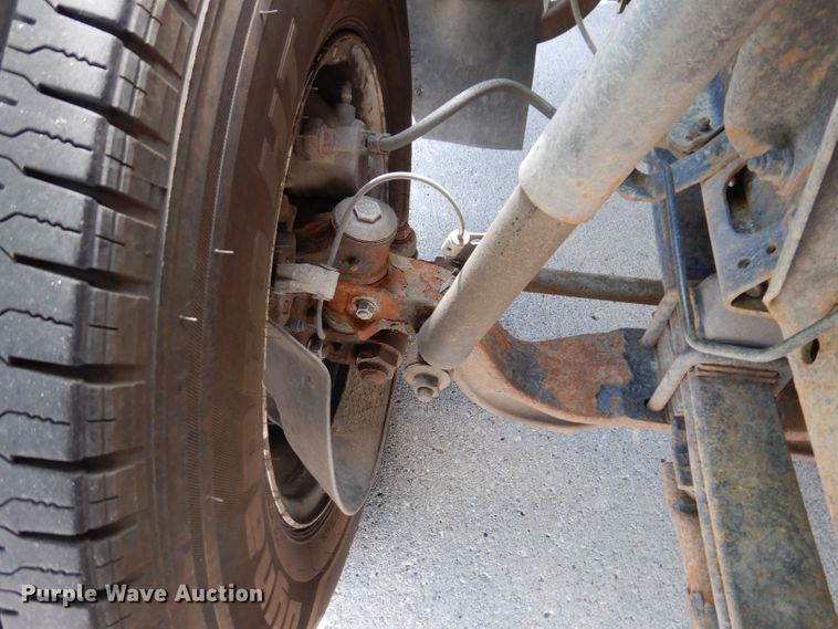 image for item JO9021 2010 Isuzu NPR  box truck