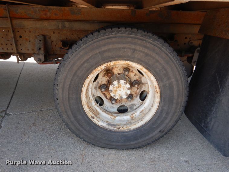 image for item JO9021 2010 Isuzu NPR  box truck