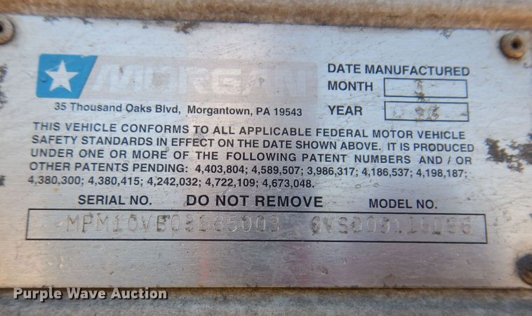 image for item JO9021 2010 Isuzu NPR  box truck