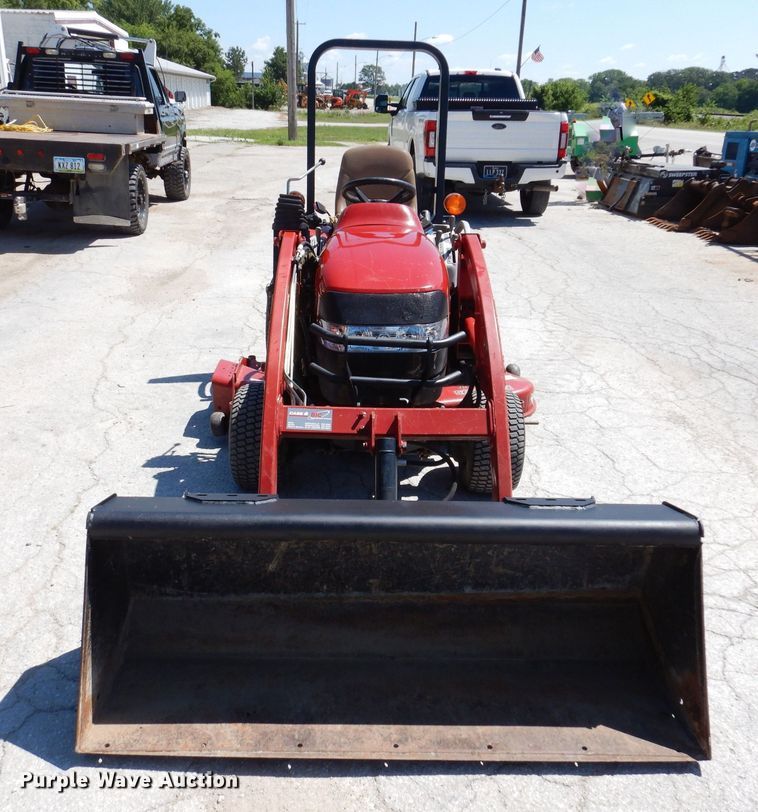 image for item JO9044 Case IH DX24E  MFWD tractor