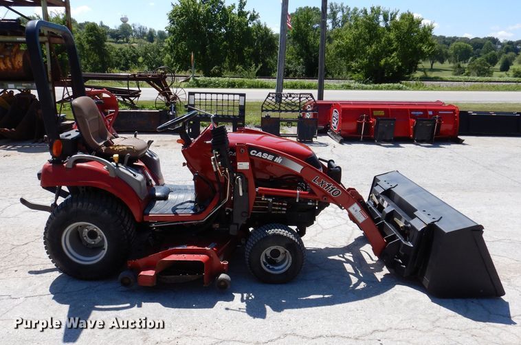 image for item JO9044 Case IH DX24E  MFWD tractor