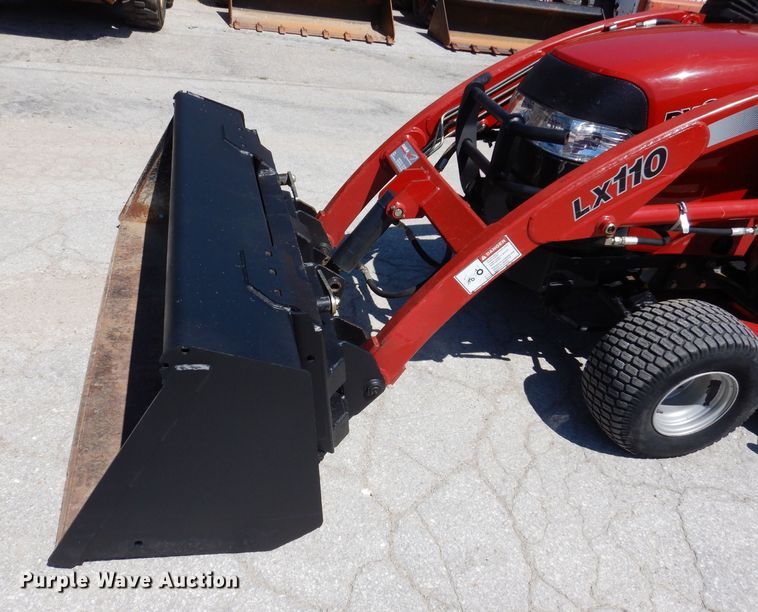 image for item JO9044 Case IH DX24E  MFWD tractor