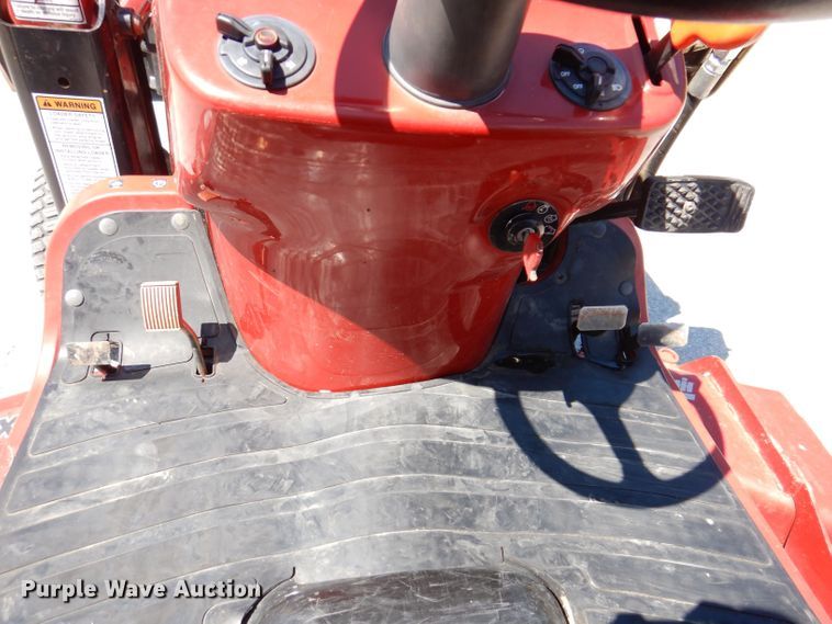 image for item JO9044 Case IH DX24E  MFWD tractor