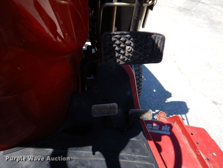 image for item JO9044 Case IH DX24E  MFWD tractor