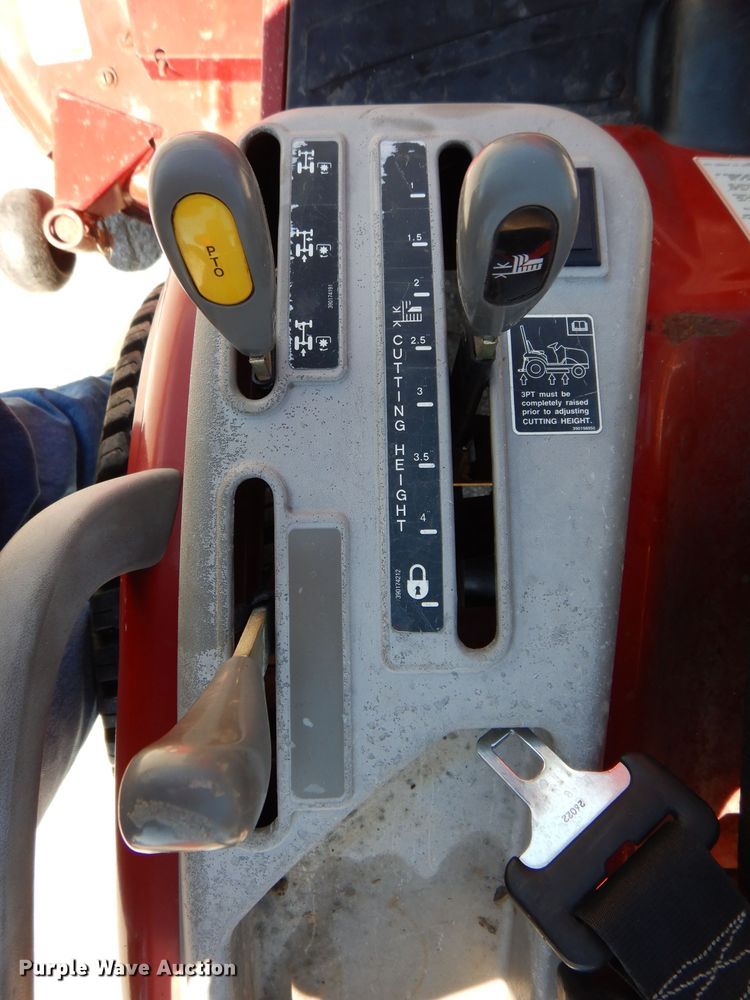 image for item JO9044 Case IH DX24E  MFWD tractor