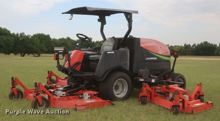image for item JR9464 2009 Jacobsen HR-9016  lawn mower
