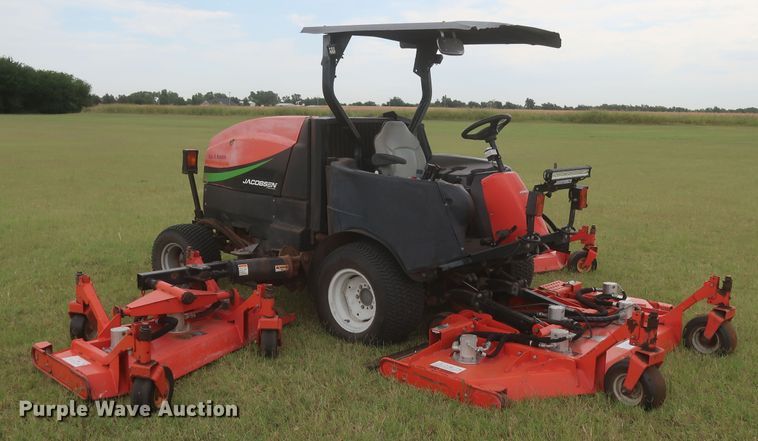 image for item JR9464 2009 Jacobsen HR-9016  lawn mower