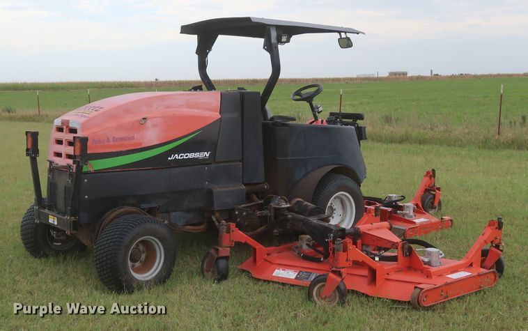 image for item JR9464 2009 Jacobsen HR-9016  lawn mower