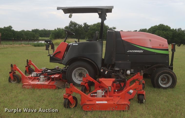 image for item JR9464 2009 Jacobsen HR-9016  lawn mower