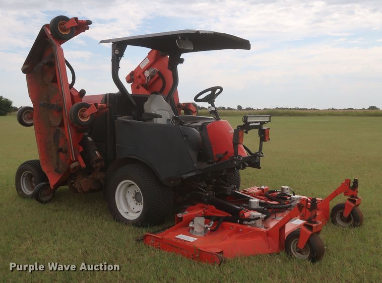 image for item JR9464 2009 Jacobsen HR-9016  lawn mower