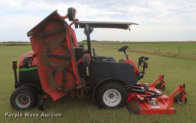 image for item JR9464 2009 Jacobsen HR-9016  lawn mower