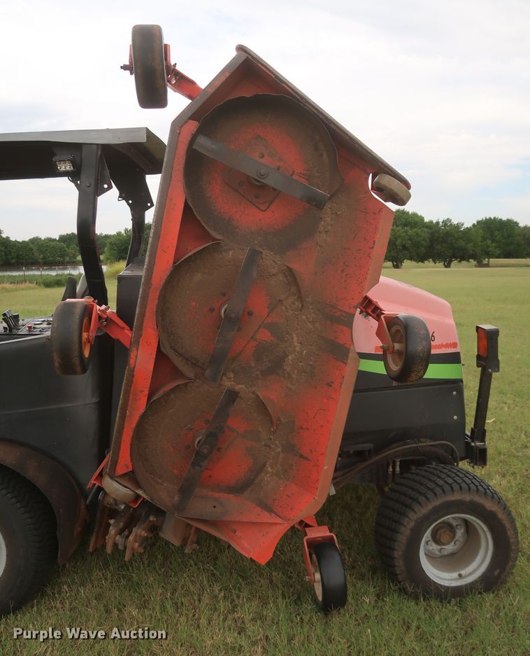 image for item JR9464 2009 Jacobsen HR-9016  lawn mower