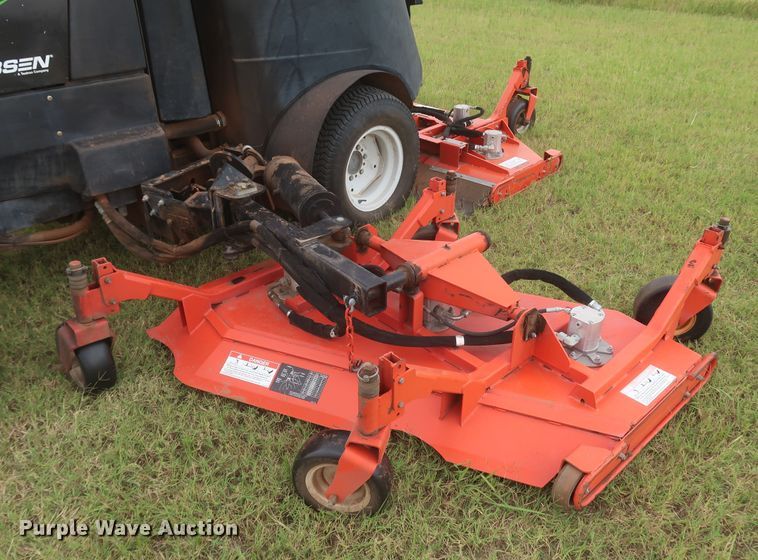 image for item JR9464 2009 Jacobsen HR-9016  lawn mower