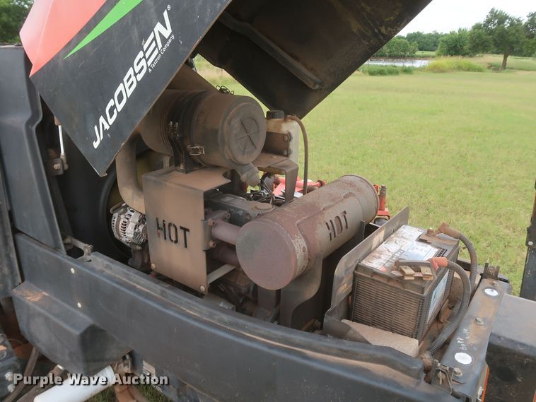 image for item JR9464 2009 Jacobsen HR-9016  lawn mower