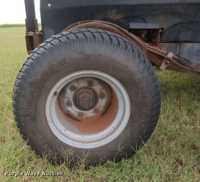 image for item JR9464 2009 Jacobsen HR-9016  lawn mower